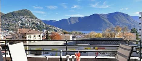 Appartement familial, plusieurs chambres (Santiago Home) | Vue sur le lac
