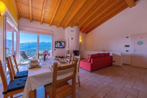 Televisión de pantalla plana, reproductor de DVD