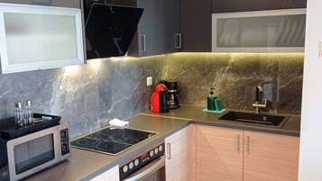 Villa, 2 Bedrooms, Smoking, Private Pool | Interior