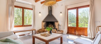 Holiday Home "Sa Teulera de Sencelles" with Pool & Wi-Fi