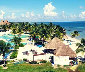 On the beach - Spa and golf center located on the beach (Playa Del Carmen)