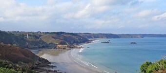 Wonderful  villa for 6 guests with TV, terrace and pets allowed