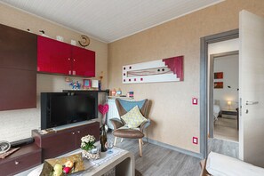 TV