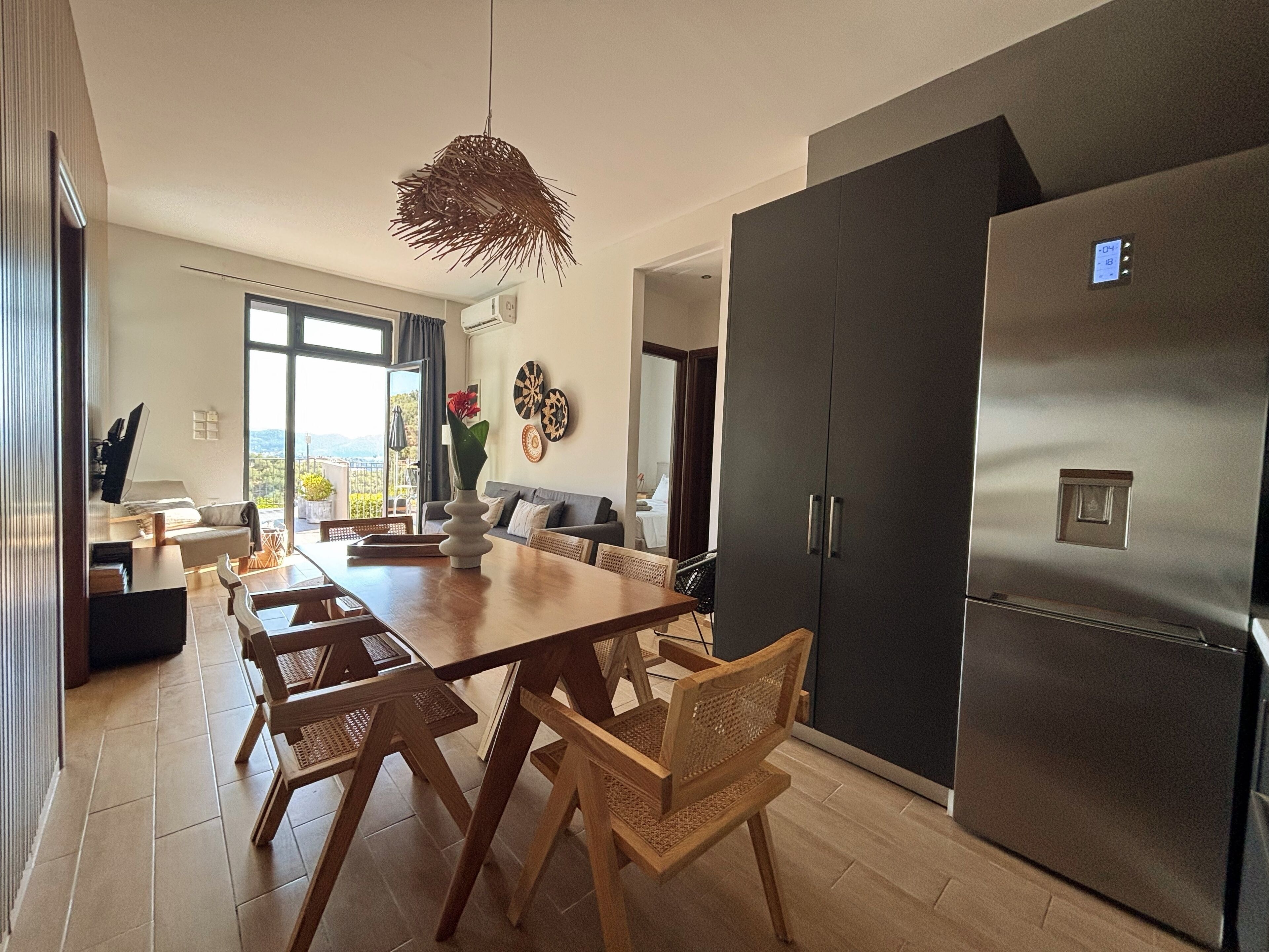 Villa, 3 Bedrooms, Smoking, Private Pool | Dining room