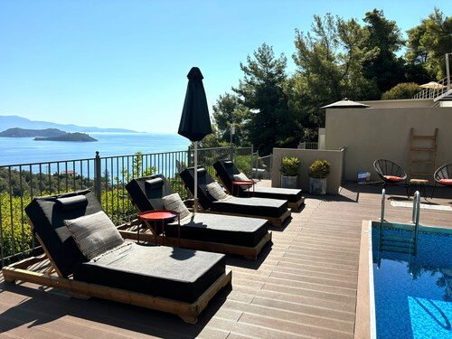 Superior 3-bedroom Villa Cassiope With Private Pool and Breathtaking Sea Views