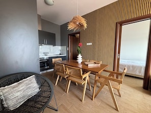 Villa, 3 chambres, fumeur, piscine privée | Salle à manger