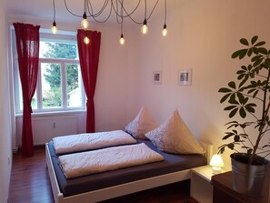 1 habitación, escritorio y wifi gratis 