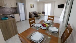 Private kitchen - Nijay Deluxe Apartment No 4 First Floor 87 sq Metrs (Meganisi)