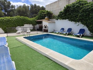 Pool - Home In Tranquil Mountains with Pool, Terrace, Garden & Wi-Fi (Málaga)