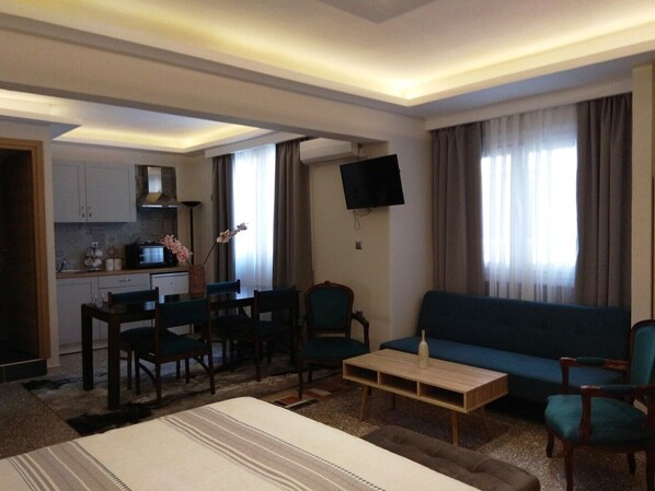 1 bedroom, iron/ironing board, WiFi