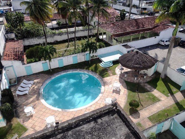 Außenpool, Cabañas (kostenlos), Liegestühle