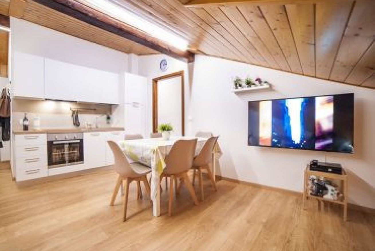 Microonde, forno, piano cottura, lavastoviglie