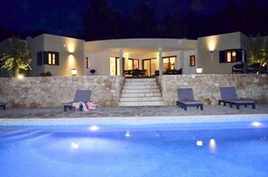 Pool - Fantastic Estate with Mountain View, Pool and Wi-Fi; Pets Allowed, Parking Available (Sant Josep)