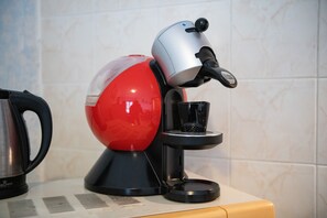 Kaffee und/oder Kaffeemaschine