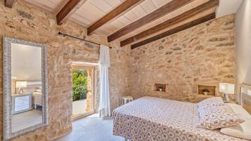 3 camere, ferro/asse da stiro, Wi-Fi gratuito, lenzuola