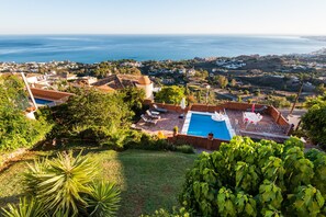Pool - Beautiful Villa La Tuna with Sea View, Wi-Fi, Garden, Balcony (Benalmádena)