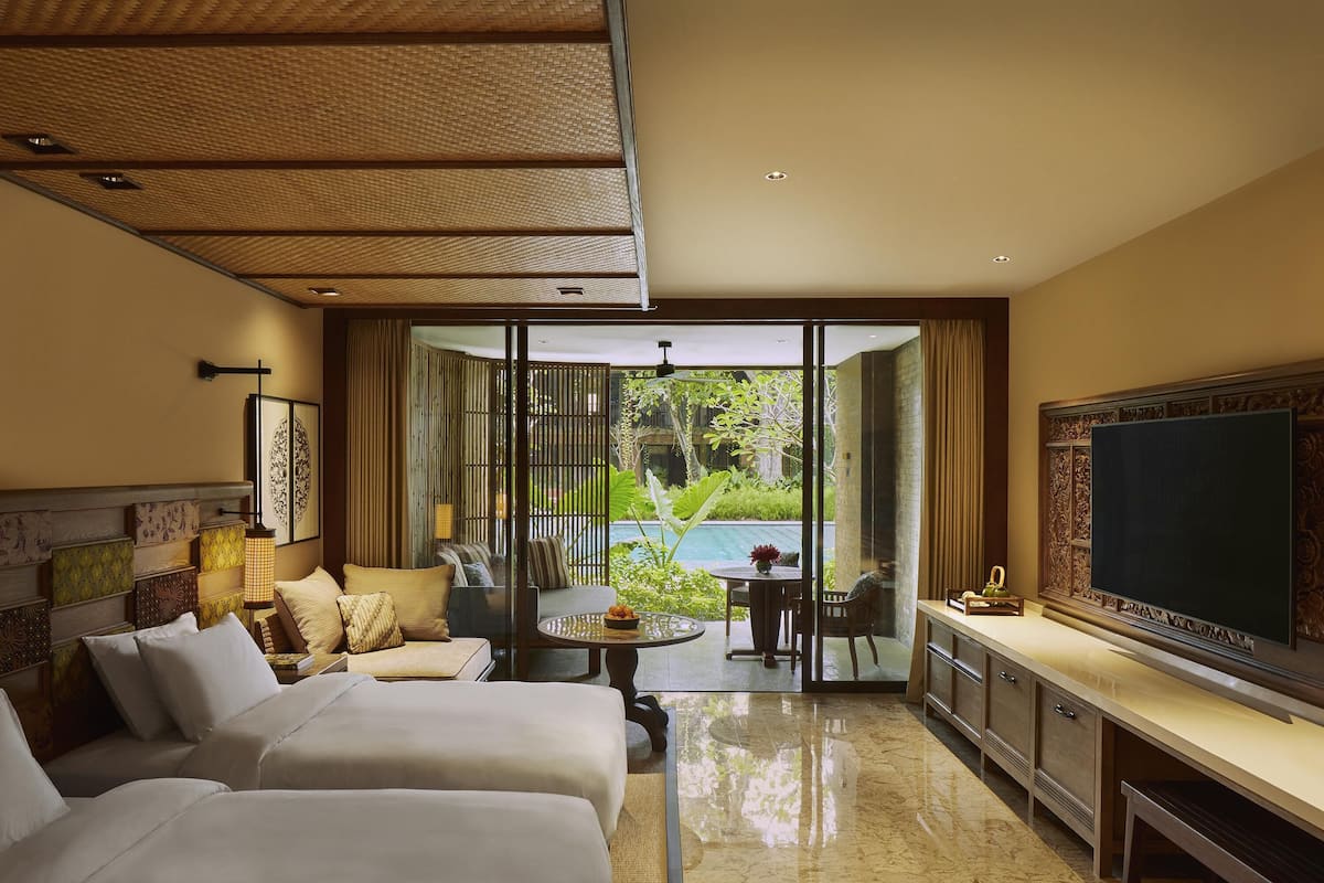 Room, 2 Single Beds, Pool View