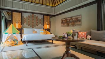 1 bedroom, premium bedding, minibar, in-room safe