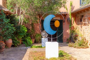 Property grounds - Rural charme with communal pool – Casa Geminis (llucmajor)