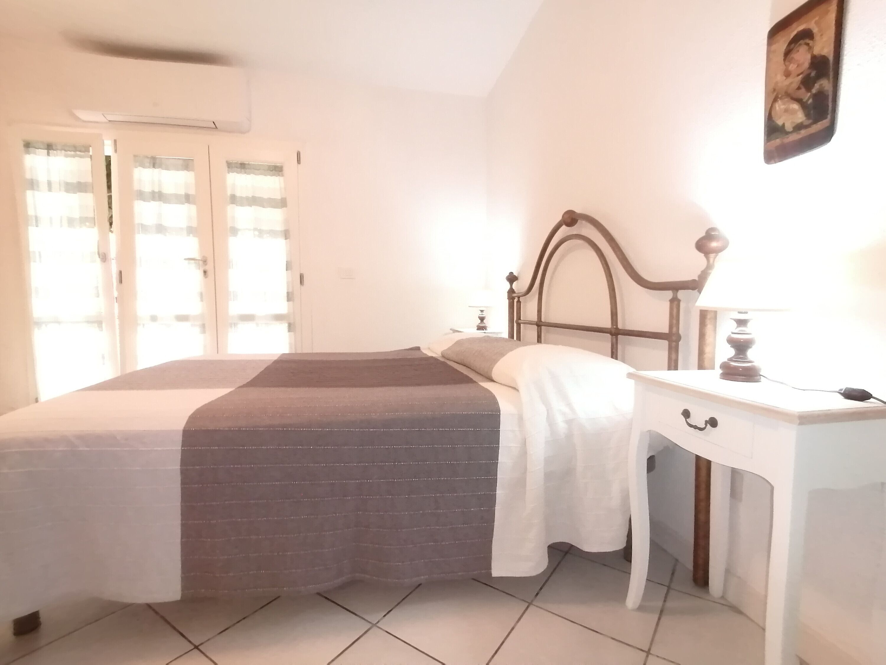 2 chambres, fer et planche à repasser, Wi-Fi gratuit, draps fournis