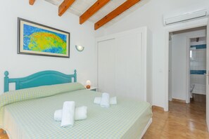 3 habitaciones, tabla de planchar con plancha y wifi gratis 