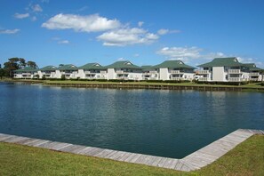 Exterior - Homey condo w/private deck in quiet resort w/fabulous pool & Jacuzzi - one block from the beach (North Myrtle Beach)