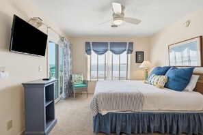 4 bedrooms, WiFi, bed sheets - Oceanfront North Myrtle Beach Condo | Balcony, Pool, Beach Access & WiFi (North Myrtle Beach)