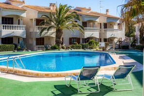 Pool - Vacation Home "Can Nogueras" with Wi-Fi, Balcony, Terrace, Shared Pool and Garden (CALA RATJADA)