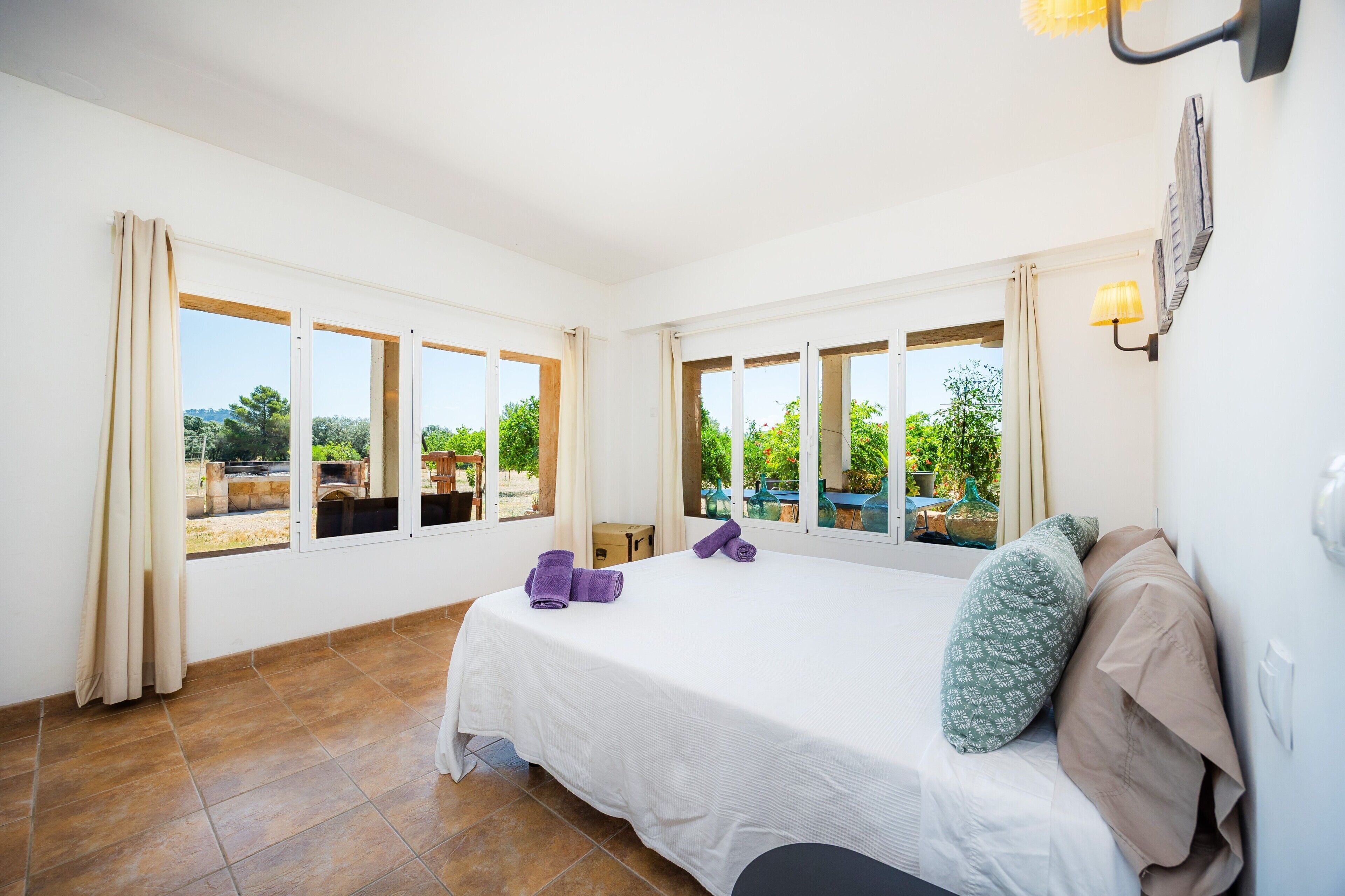 3 bedrooms, iron/ironing board, free WiFi, bed sheets