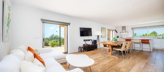 Finca Monserrat, ideal for families with swimming pool