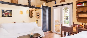 The flair of Ibiza on the coast — Casa Morrás 46