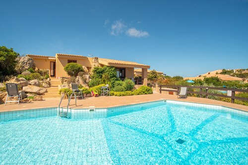  Surrounded by Beautiful Nature and with Pool - Villa Paradiso 
