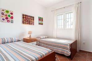 2 bedrooms, iron/ironing board, free WiFi, bed sheets - Beautiful Home Short Drive from Beach with Pool, Terraces & Large Garden; Parking Available (Conil de la Frontera)