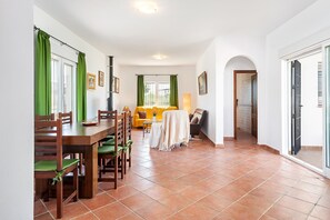 Dining - Beautiful Home Short Drive from Beach with Pool, Terraces & Large Garden; Parking Available (Conil de la Frontera)