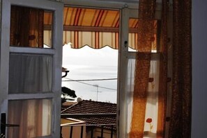 Interior - Apartment with sea view - Seccheto Mare (Seccheto (LI))