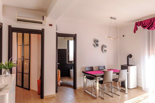 Centrally located near the city park and with Wi-Fi - Casa Vacanze Porto Torres