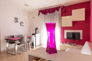 Interior - Centrally located near the city park and with Wi-Fi - Casa Vacanze Porto Torres (Porto Torres)
