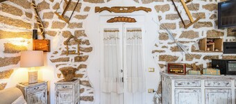 Charming Vacation Home “Tipica casa a San Pantaleo“ in Central Location with Balcony