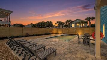 Piscine extérieure, piscine chauffée