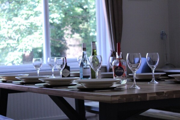 Dining - 3 bedroom 1st floor apartment with garden close to Lark Lane and city centre (Liverpool)