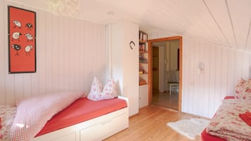 4 habitaciones, tabla de planchar con plancha y wifi gratis