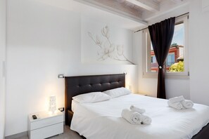 2 quartos, Wi-Fi de cortesia, roupa de cama