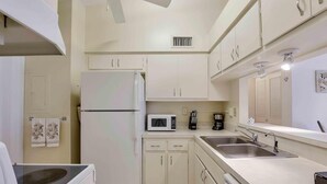 Unclassified image, 3 of 45, button - Inland Condo With Pool and Steps to Beach/food/shops (Marco Island)