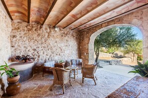 Terrace/patio - Rustic country house with pool - Villa Turonet (Villafranca de Bonany)