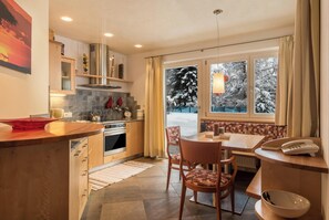 Refrigerador, horno, parrilla de estufa y lavavajillas