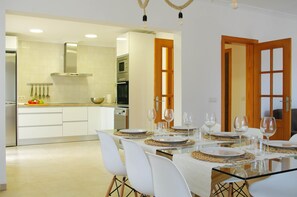 Dining - Holiday Home "Dones D'Aigua" with Sea View, Mountain View, Balcony, Terrace & Pool (Colonia de Sant Pere)