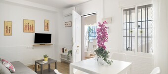 Enjoy Conil Near the Sea with Pool and Barbecue – Apartment B at Villa Mayo