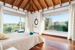 3 camere, ferro/asse da stiro, Wi-Fi gratuito, lenzuola