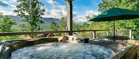 Bain à remous extérieur