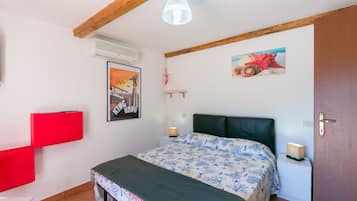 3 camere, ferro/asse da stiro, Wi-Fi gratuito, lenzuola
